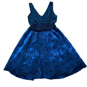 Dressbarn Collection Size 16 Black/Blue Beaded Sleeveless Ruffles Midi Dress EUC